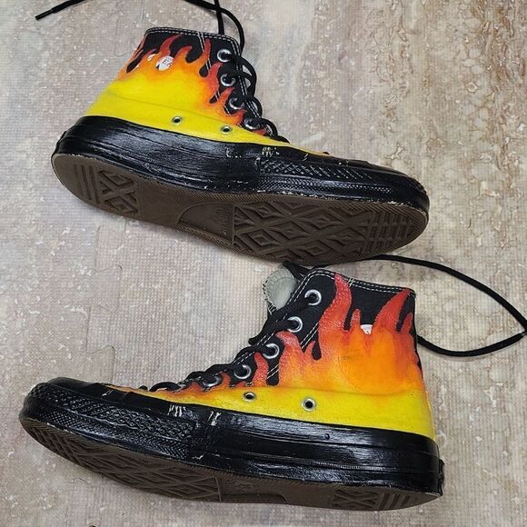 CONVERSE MENS HAND PAINTED ART FLAMES CHUCK TAYLORS SNEAKERS SIZE 5 - Picture 5 of 9